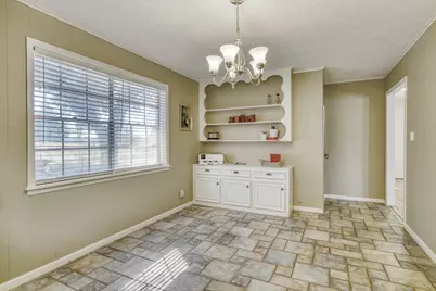1109 S State Street, Madisonville, TX 77864 - Photo 12