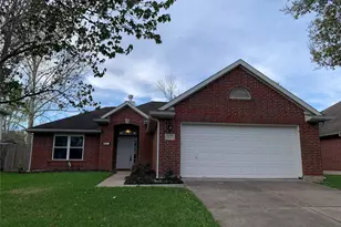 3611 Stratford Town Ln, Sugar Land, TX 77498 - Photo 1