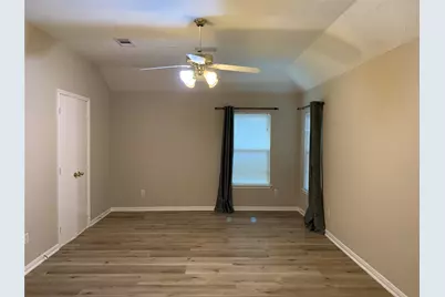 3611 Stratford Town Lane, Sugar Land, TX 77498 - Photo 12