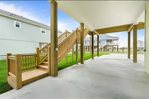 22805 Miramar Circle, Galveston, TX 77554 - Photo 10