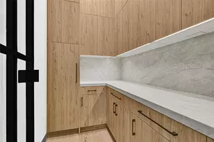 6405 Rodrigo St, Houston, TX 77007 - Photo 12