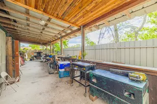 8914 Sandra St, Houston, TX 77016 - Photo 24