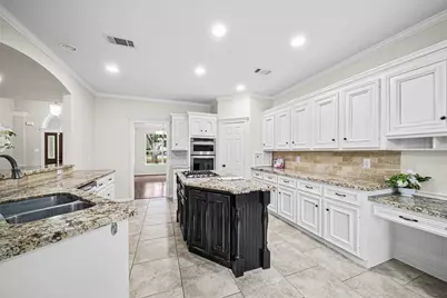 2452 Ripplewood Drive, Conroe, TX 77384 - Photo 10