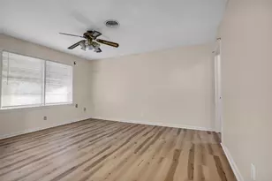 1901 Texoma St, Baytown, TX 77520 - Photo 4