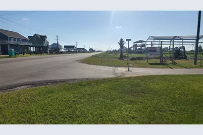2179 Highway 87, Gilchrist, TX 77617 - Photo 1