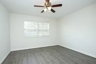 14641 Perthshire Rd, Houston, TX 77079 - Photo 24