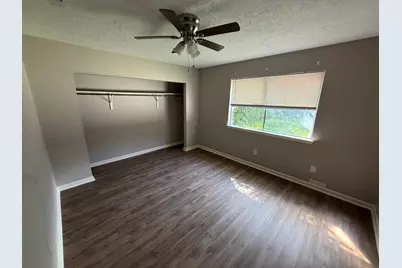 217 Willoughby Drive, Richmond, TX 77469 - Photo 8