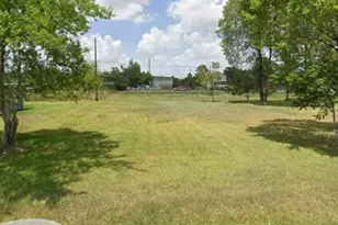 5201 5205 Ricky St, Houston, TX 77033 - Photo 2