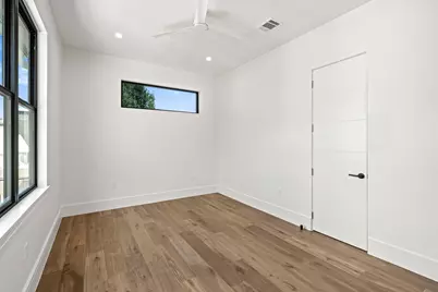 4814 Locust Street, Bellaire, TX 77401 - Photo 26