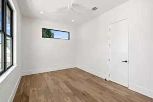 4814 Locust St, Bellaire, TX 77401 - Photo 26