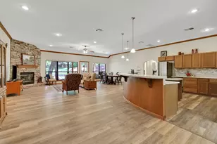 210 Harbor Run Dr, Coldspring, TX 77331 - Photo 4