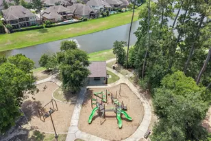 31623 Forest Oak Park Ct, Conroe, TX 77385 - Photo 42
