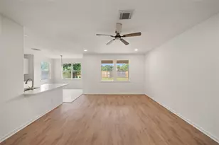 31623 Forest Oak Park Ct, Conroe, TX 77385 - Photo 16