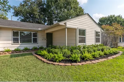 1806 Gardenia Drive, Houston, TX 77018 - Photo 2