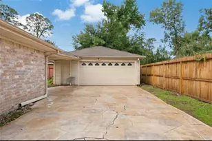 1110 Pear Tree Ln, Houston, TX 77073 - Photo 46