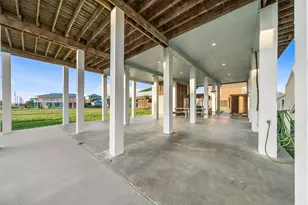 876 Palmetto Dr, Port Bolivar, TX 77650 - Photo 4