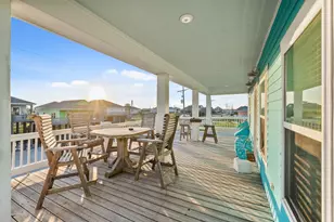 876 Palmetto Dr, Port Bolivar, TX 77650 - Photo 8