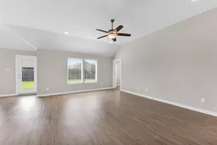 7607 Tramontana Ln, Baytown, TX 77523 - Photo 4
