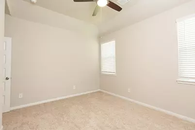 14042 Chinook Drive, Conroe, TX 77384 - Photo 12