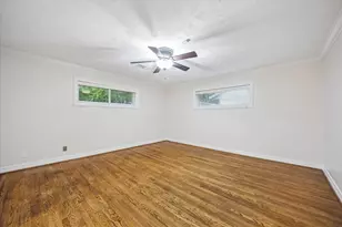 5718 Belrose Dr, Houston, TX 77035 - Photo 18