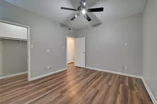 10049 Westpark Dr, Houston, TX 77042 - Photo 20