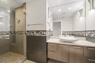 5100 San Felipe St, Houston, TX 77056 - Photo 10