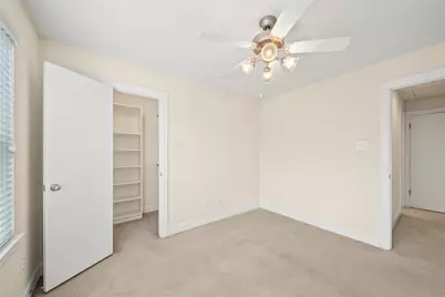 3726 Main Poplar Dr, Houston, TX 77025 - Photo 18