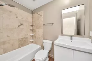 1113 W 17th St, Houston, TX 77008 - Photo 16