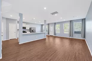 1922 Ballesteros St, Crosby, TX 77532 - Photo 8