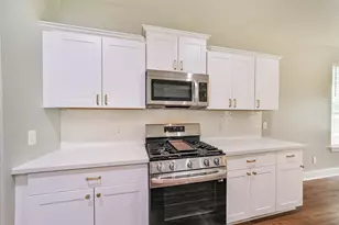 1016 Rachel B Scott St, Cleveland, TX 77327 - Photo 14