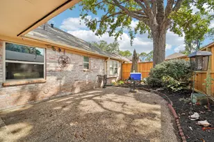 3019 Durban Dr, Houston, TX 77043 - Photo 24