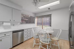 1433 Greenbriar Dr, Huntsville, TX 77340 - Photo 16