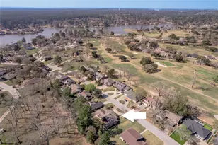 1433 Greenbriar Dr, Huntsville, TX 77340 - Photo 4