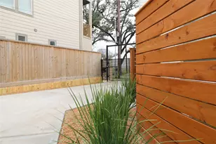 1802 Arbor St, Houston, TX 77004 - Photo 6