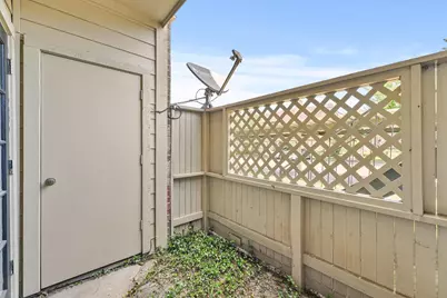 8055 Cambridge Street #21, Houston, TX 77054 - Photo 14