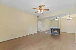 8055 Cambridge St, Houston, TX 77054 - Photo 4