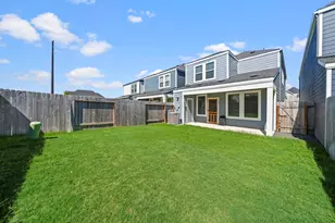 10406 Hadley Pk Trl, Houston, TX 77051 - Photo 6