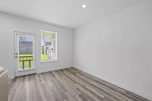 10406 Hadley Pk Trl, Houston, TX 77051 - Photo 18