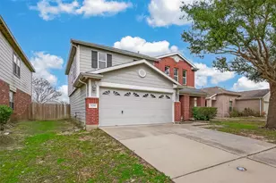 18302 Walden Gate Ln, Cypress, TX 77433 - Photo 2
