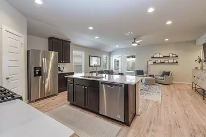 13009 Oleander Bay Lane, Texas City, TX 77568 - Photo 8