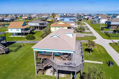 2011 Vista, Crystal Beach, TX 77650 - Photo 36