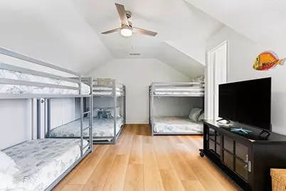 2011 Vista, Crystal Beach, TX 77650 - Photo 24