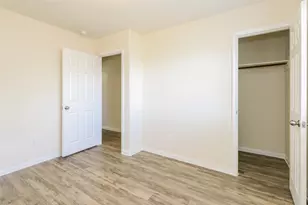 21111 Sprouse Cir, Humble, TX 77338 - Photo 8