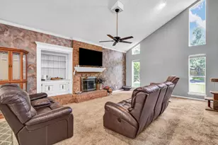 221 Wedgewood St, Lake Jackson, TX 77566 - Photo 8
