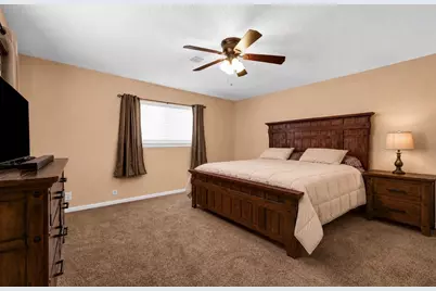 221 Wedgewood Street, Lake Jackson, TX 77566 - Photo 14
