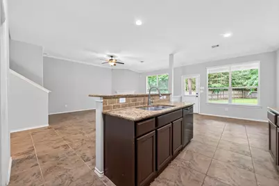 3 Black Swan Court, Magnolia, TX 77354 - Photo 10