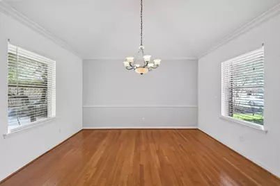 4807 Creekbend Drive, Houston, TX 77035 - Photo 12