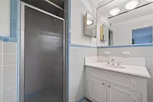 4807 Creekbend Dr, Houston, TX 77035 - Photo 28