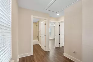 1206 S Victory Dr, Houston, TX 77088 - Photo 10