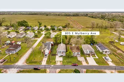 805 E Mulberry Avenue, Wharton, TX 77488 - Photo 18